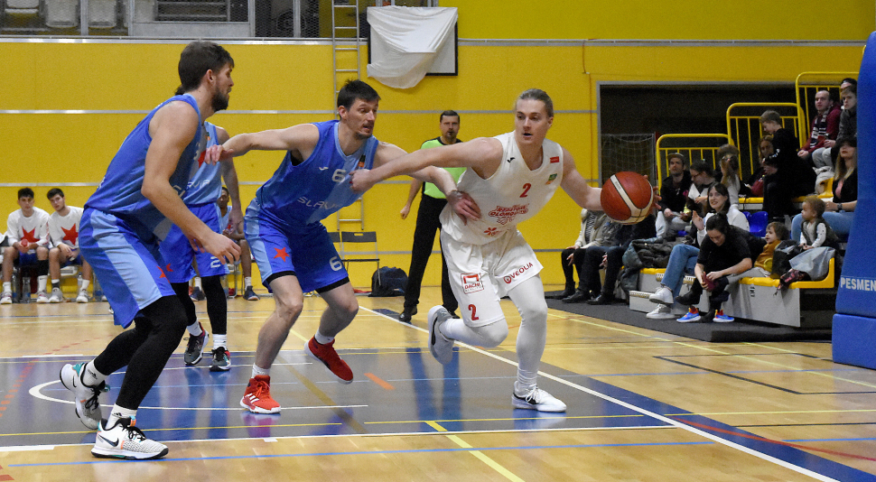 Basketbalisté BK REDSTONE Slavii doma zvládli