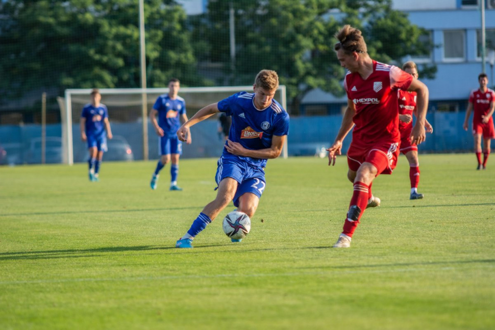 Fotbalista Sigmy Matěj Mikulenka asistoval při záchraně života