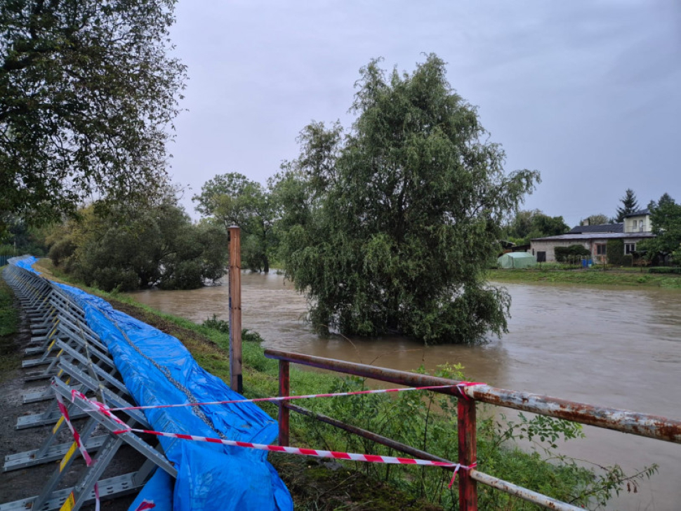 V Olomouci hrozí lokální rozlivy a spodní voda. Většinu vody zvládnou hráze