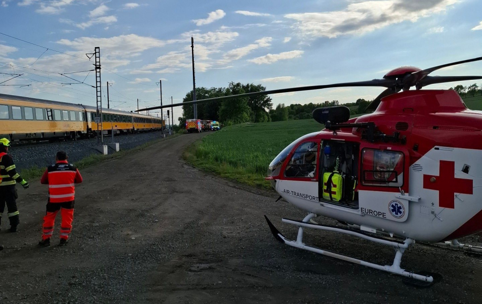Vlak srazil člověka mezi Lipníkem a Hranicemi