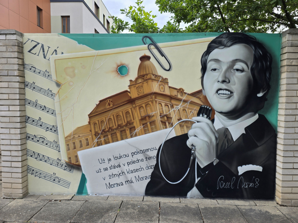 Osobnosti Přerova připomenou streetartové portréty