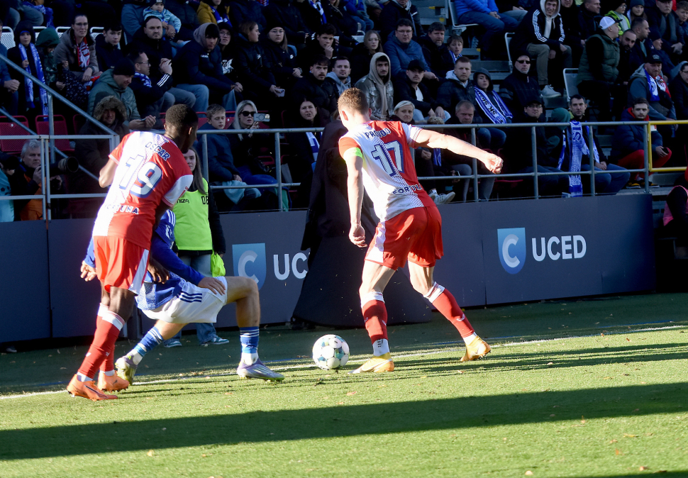 Fotbalisté SK Sigma získali se Slavií jen bod